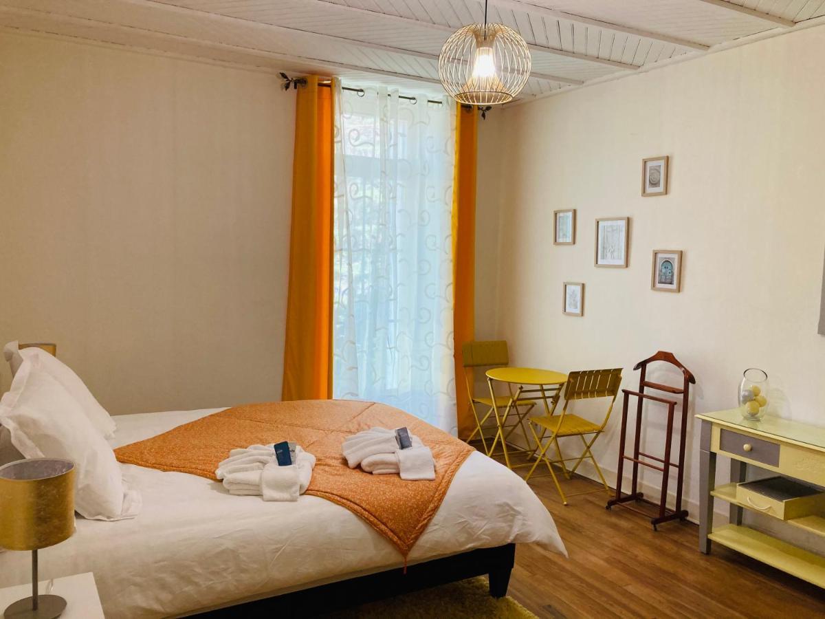 Bed and Breakfast Domaine La Jam Марсьяк Экстерьер фото